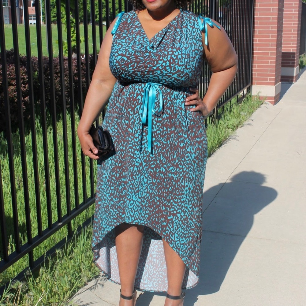 Plus Size Hi-Low Ribbon Dress